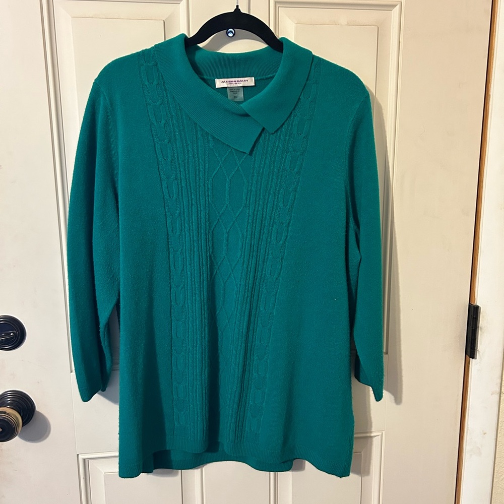 Used Good Condition Allison Daley Green Cowl Neck Sweater